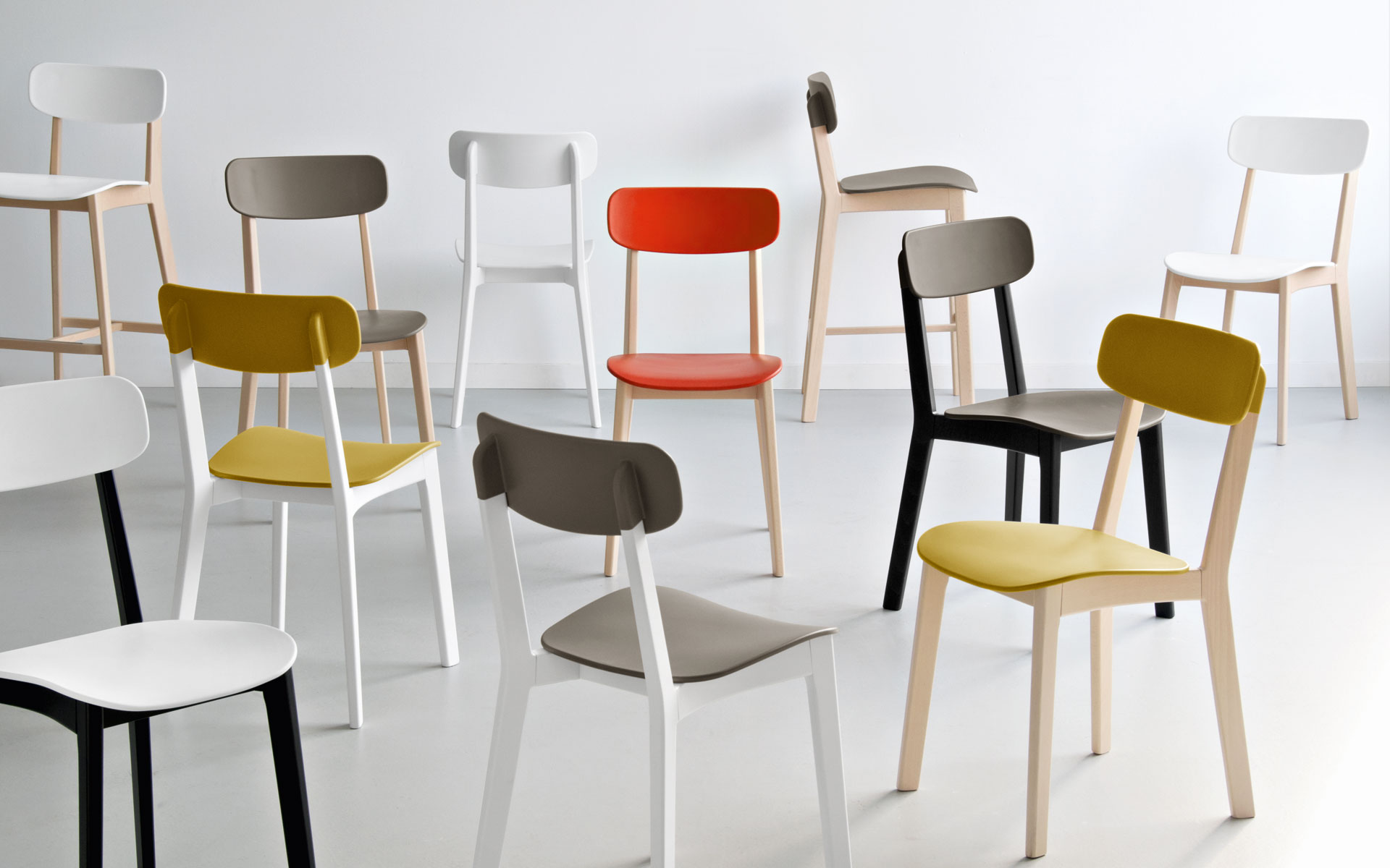 Стул кремовый. Стул Lilly Calligaris. Итальянские стулья Calligaris. Стул Ines Calligaris. Стул Gossip Calligaris.